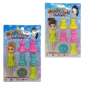 MUÑECA CON VESTIDOS ENCARTONADA