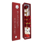 ROSAS CON OSO FELIZ DIA EN CAJA: